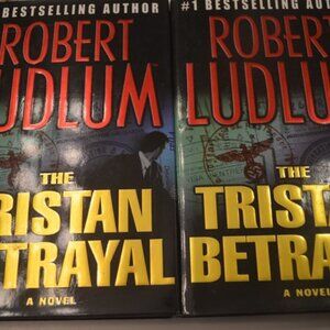 Hard Cover Robert Ludlum  The Tristan Betrayal  ISBN 0-312-31669-0